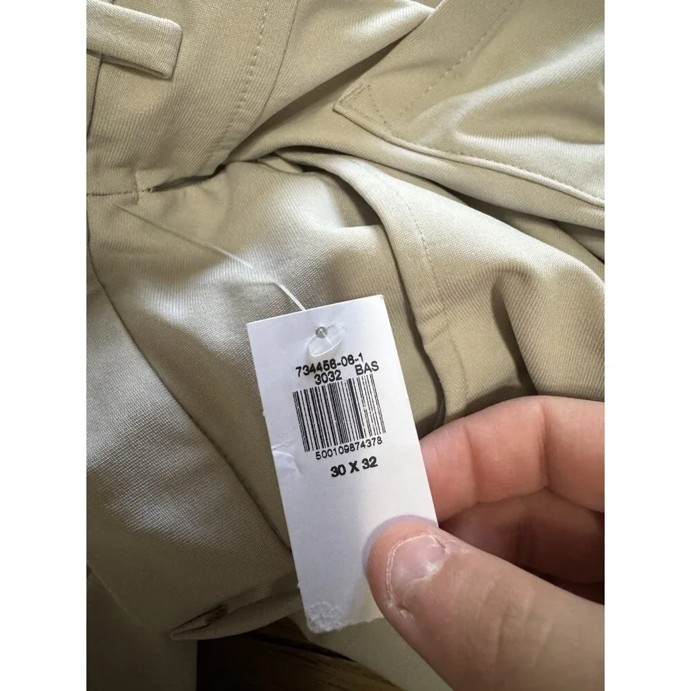 Old NAVY Active Dress Pants 30x32 Cream Tech Hybrid Slim 4 Way Stretch Light NWT